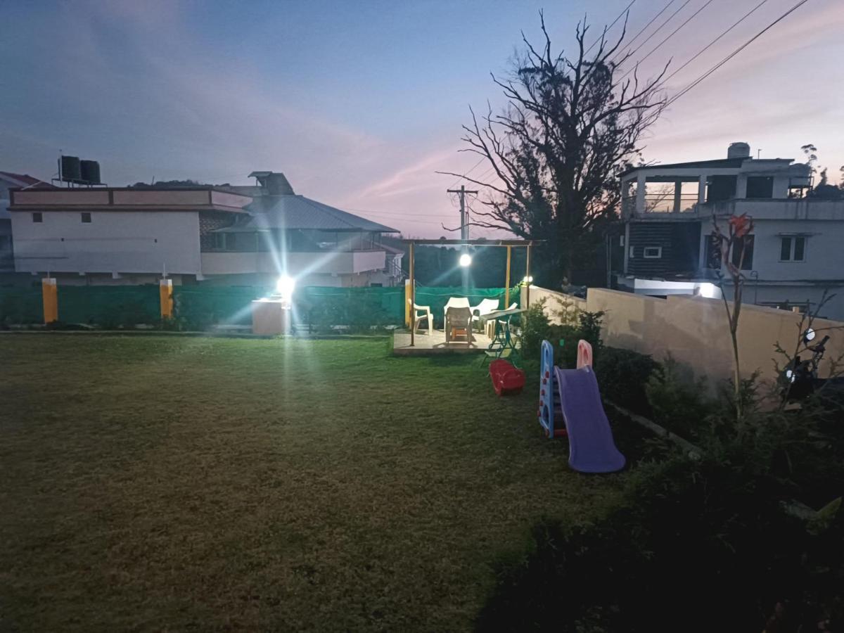 우티 Rose Garden Enclave For Families & Executives B&B 외부 사진