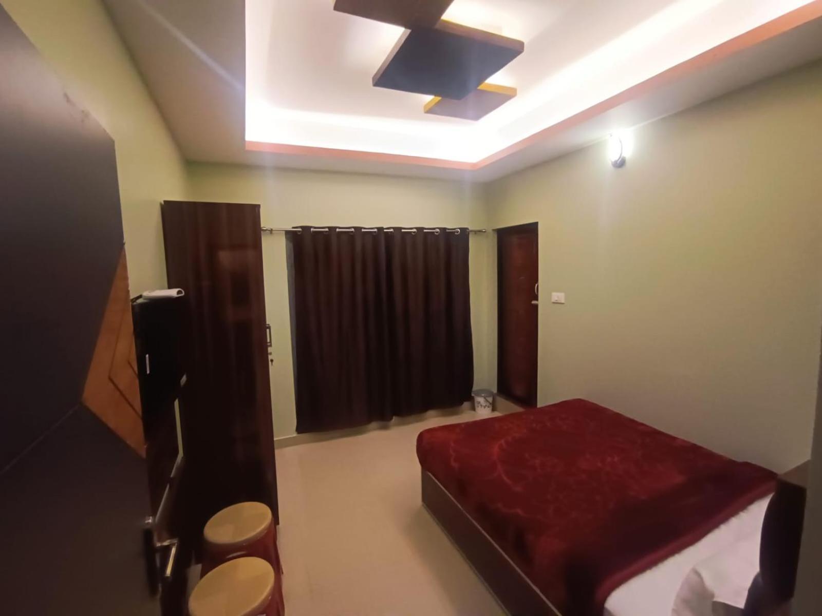 우티 Rose Garden Enclave For Families & Executives B&B 외부 사진