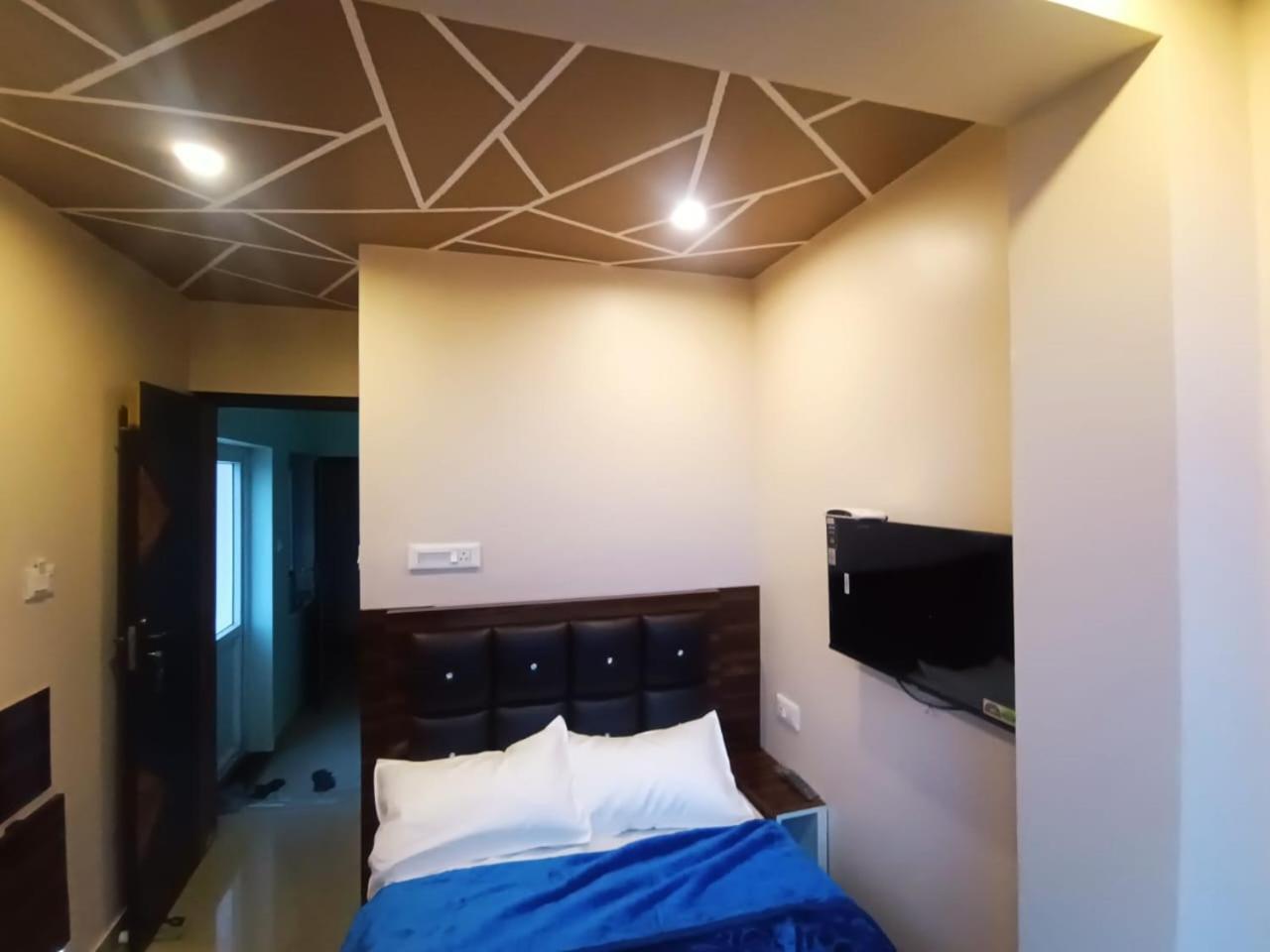 우티 Rose Garden Enclave For Families & Executives B&B 외부 사진
