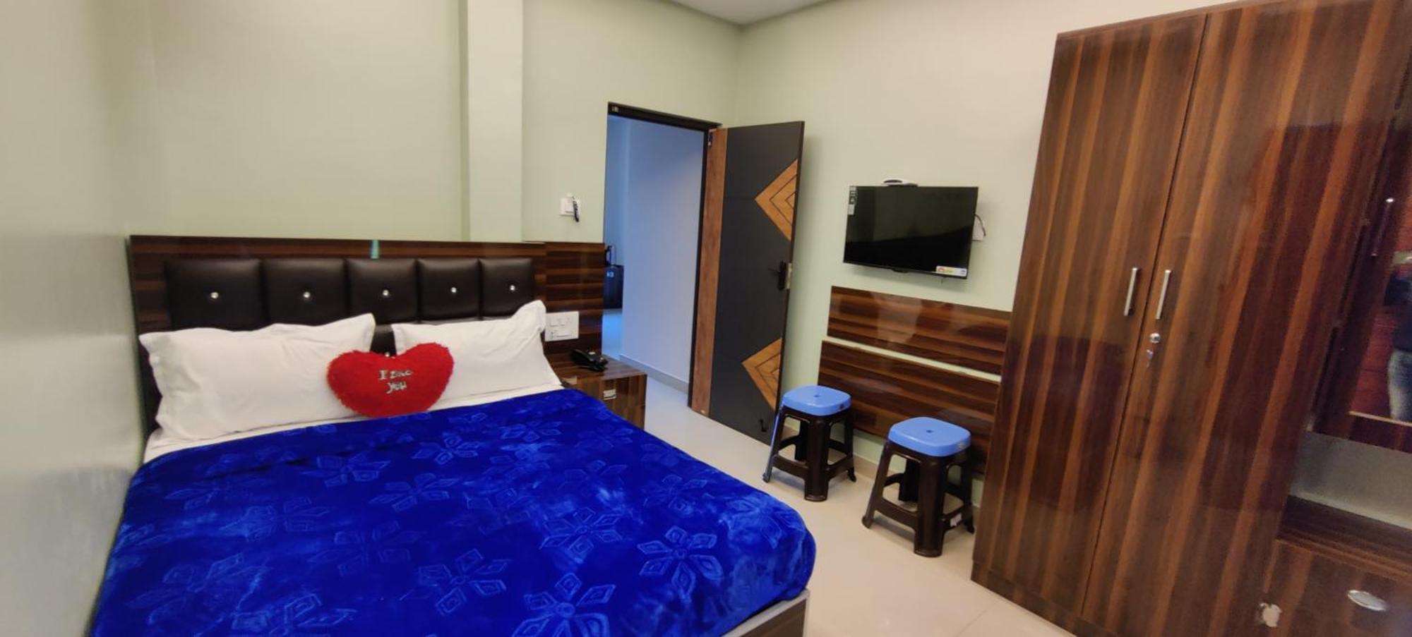 우티 Rose Garden Enclave For Families & Executives B&B 외부 사진