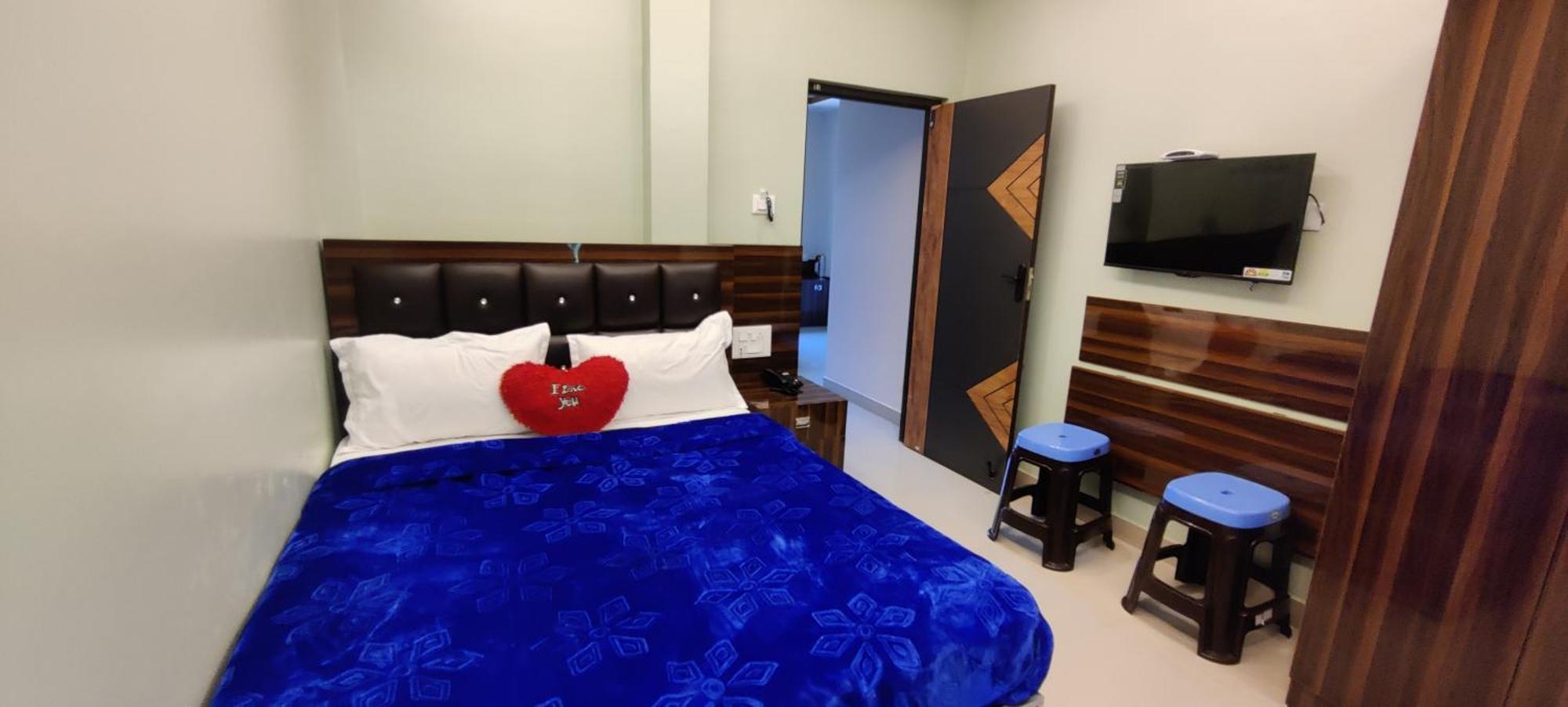 우티 Rose Garden Enclave For Families & Executives B&B 외부 사진